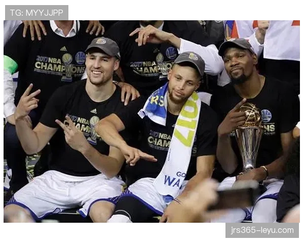 卢卡斯·埃尔南德斯的坚韧:从伤病考验到强势回归,职业球员如何应对职业生涯转折点?