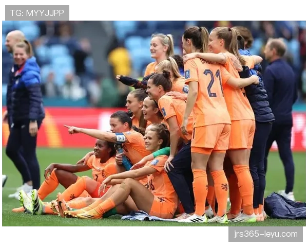 女足欧冠决赛精彩对决,耀眼表现为女性足球注入新活力 女足欧冠决赛精彩对决,耀眼表现为女性足球注入新活力