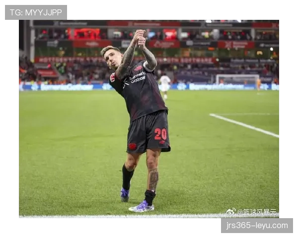 格里马尔多加盟勒沃库森,左翼锋线实力显著增强 格里马尔多加盟勒沃库森,左翼锋线实力显著增强