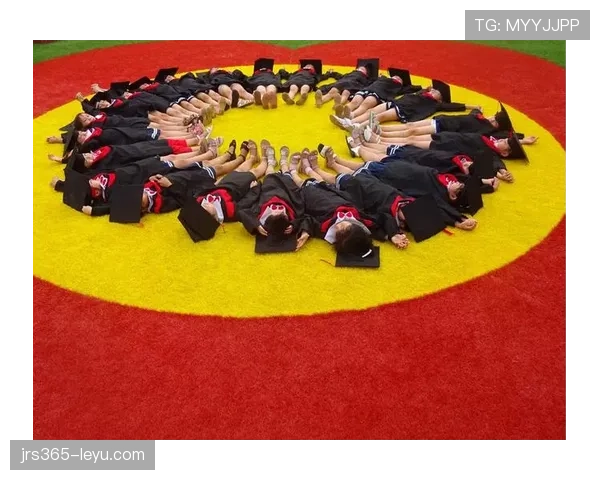 马尔蒂尼传奇再现:经典瞬间点燃绿茵回忆 马尔蒂尼传奇再现:经典瞬间点燃绿茵回忆