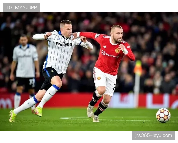 曼联战术体系缺乏稳定性,近期表现波动影响赛季走势 曼联战术体系缺乏稳定性,近期表现波动影响赛季走势