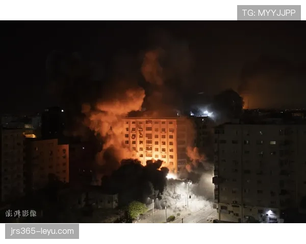 群体冲突判罚:为何有时只罚一人,有时全员吃牌? 群体冲突判罚:为何有时只罚一人,有时全员吃牌?