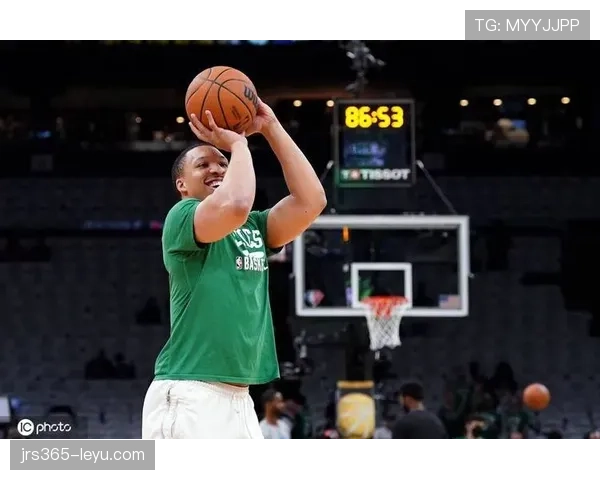 格兰特·威廉姆斯无球跑动制造空间，3D属性提升绿军外线效率